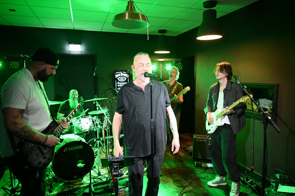 ../Images/10 jaar Ro's Barbershop 227.jpg